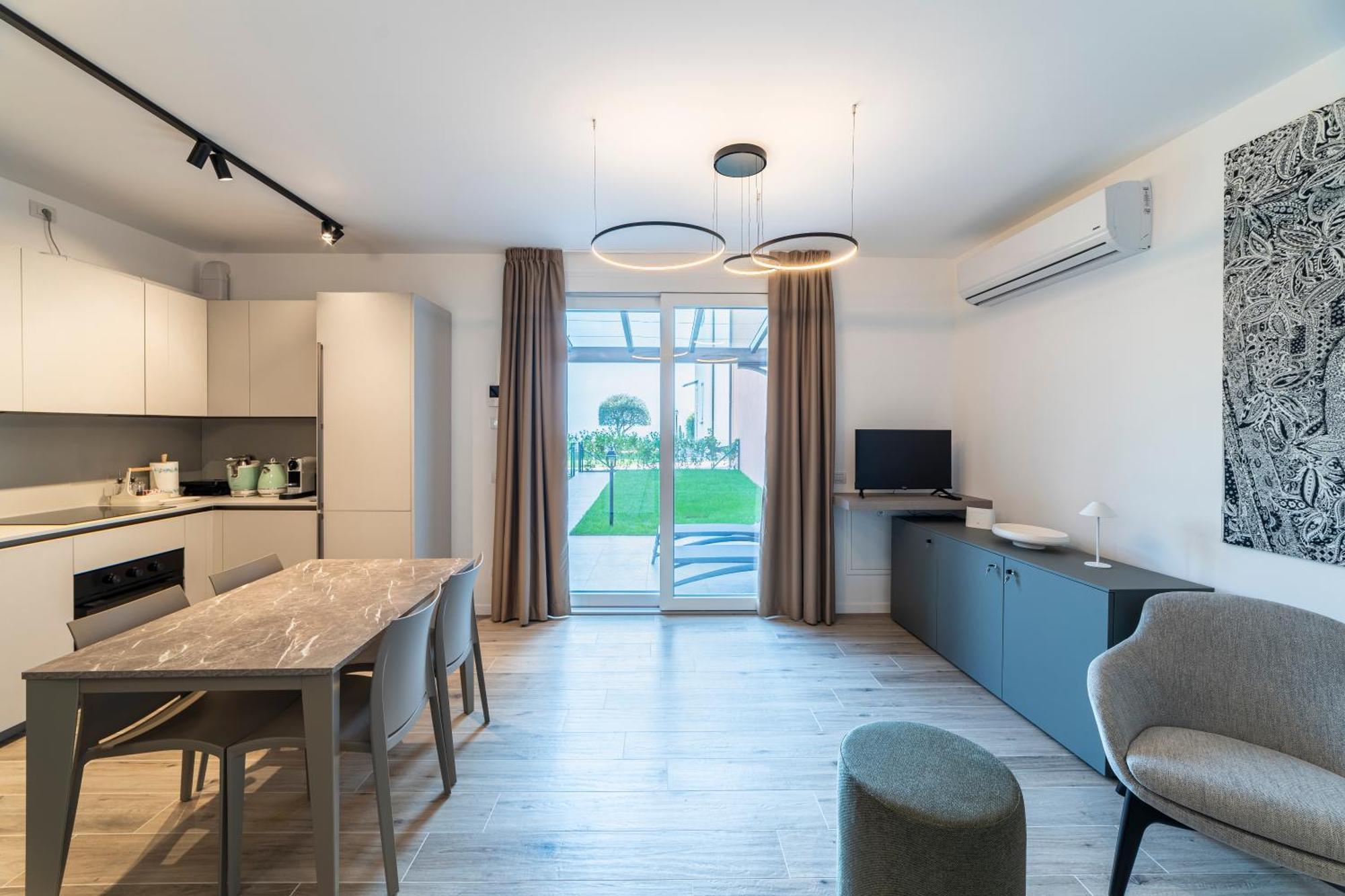 Alex'S Luxury Lake View Apt Pool And Tennis Como Exterior foto